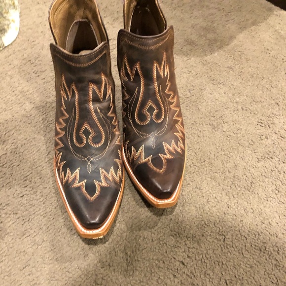 Ariat booties - Picture 3 of 4